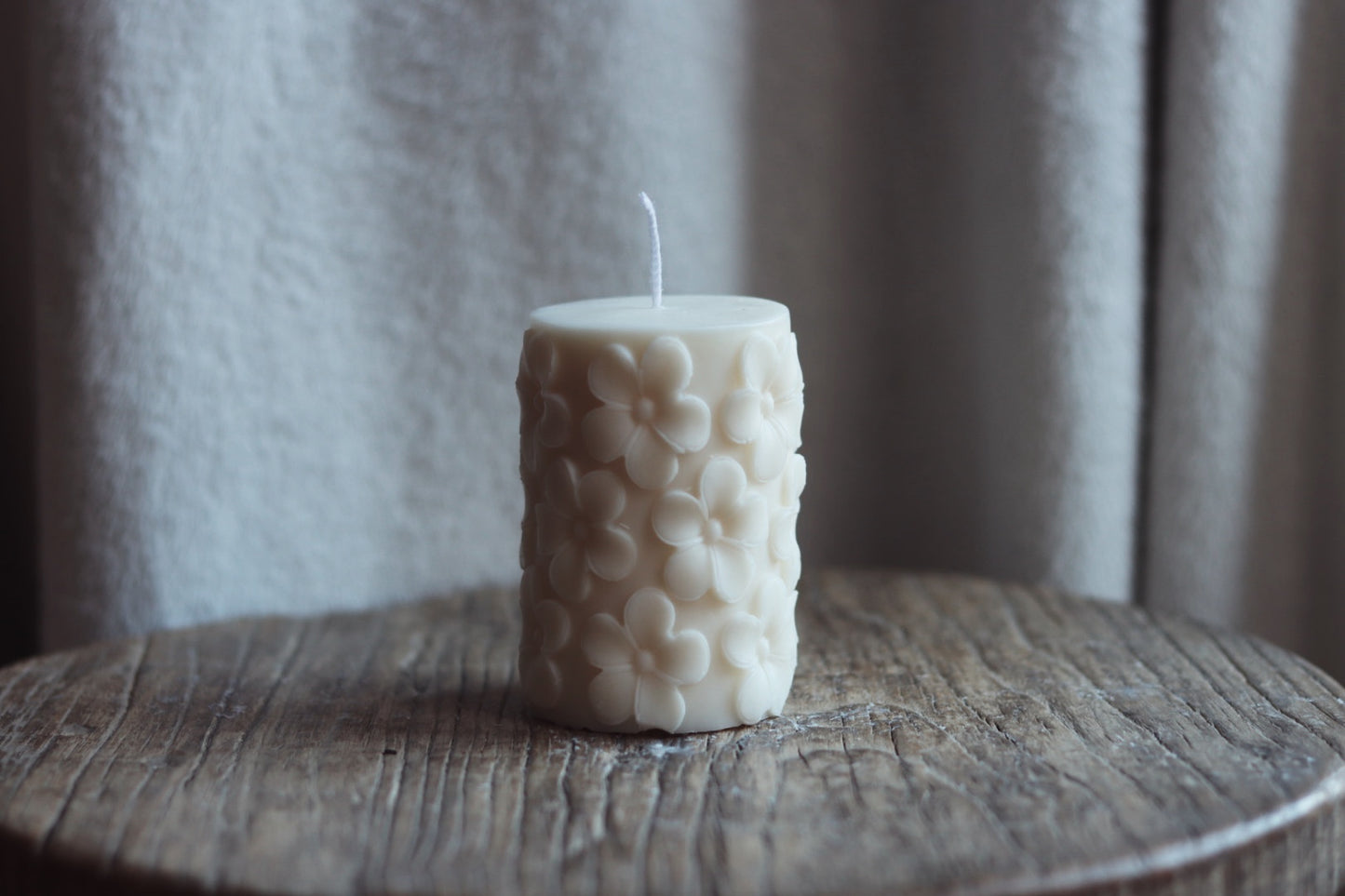 FLOWER POWER CANDLE